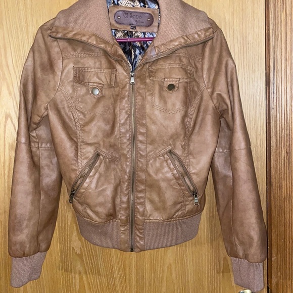 Faux leather tan jacket - Picture 2 of 4